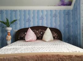 Затишні Апартаменти біля Софіївки, hotel din Uman