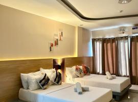 Hiraya Doors at Happy Stay, хотел в Dauis