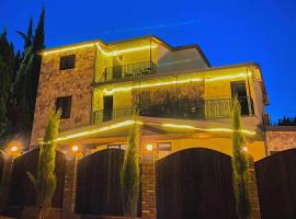 Art Villa Kotekhi – hotel w mieście Gurjaani