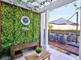 Tropical Patio Retreat by El Yunque Beach 8ppl