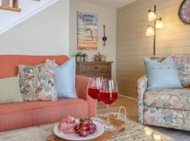 A Wave From It All at Pinnacle Port