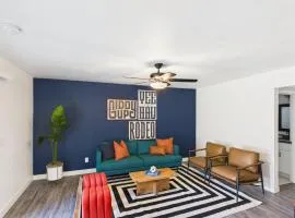 Sunrise Vista-Walk to Downtown Old Town & Bars!