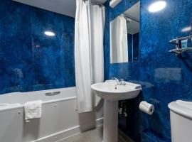 The Dog and Partridge, hotel sa Langsett