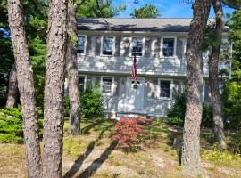 Myles Standish Forest Homestay Private Rooms Near Cape Cod, hotel v destinaci Wareham