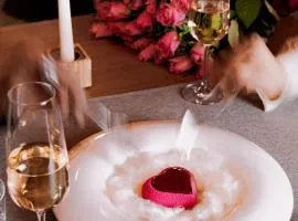 Mamaison Le Regina Boutique Hotel