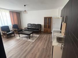 Luxury House LUXIMMO, hotel in Letnitsa