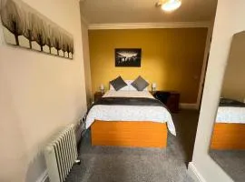 Coventry station - Studio flat - City centre
