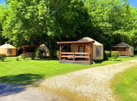 Camping le beauvillage Lauzerte, hotel a Lauzerte