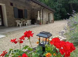 La Caserma -The Barracks – hotel w mieście Bobbio Pellice