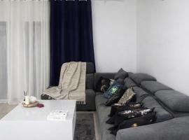 Condominio hortencia, Hotel in Viana