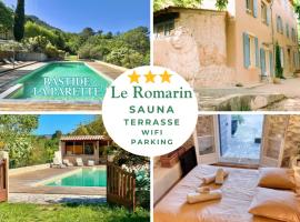 Le Romarin - Piscine, Sauna et Vue - Charme Provençal Authenticité - Bastide La Parette, hôtel à Auriol