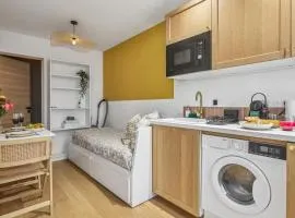 Lavie Maison Hot Tub Seaside Studio