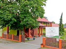 Pod Kasztanem, hotelli kohteessa Świnoujście