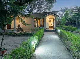 Corbett evergreen hotel and resort