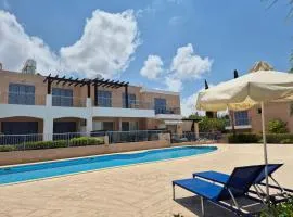 2 Bedroom Apartment with Swimming Pool & Sea View