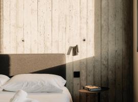 Coliving - Bord de Meuse - L'échappée Mosane, hotel u gradu Oupeye