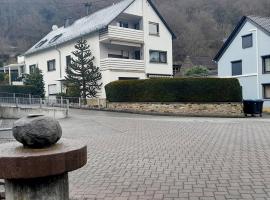 Ferienwohnung " Am Dorfbrunnen", Hotel in Dienethal