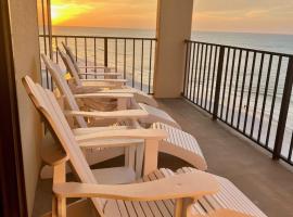 Renovated condo in Phoenix II, отель в городе Орандж-Бич