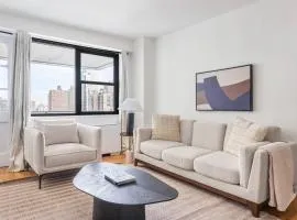 Blueground Yorkville pool nr Central Park NYC-2220