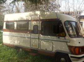 Autocaravana, luxusn&iacute; stan v destinaci Port Saplaya