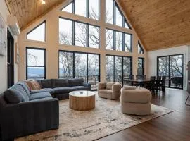 Cliff's View Mountain Retreat