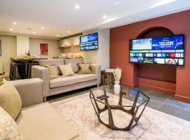 Fantastic 6-bedroom house close to Shrewsbury town - Pass the Keys