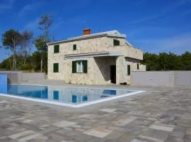 Holiday Home Villa Sana by Interhome