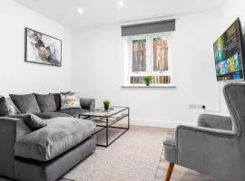 Stylish 2 Bedroom Apartment - Balcony - Parking - Netflix 3MC