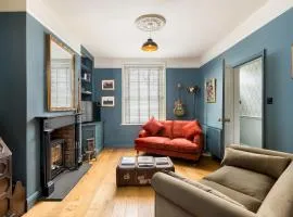 Stunning 2-bed Townhouse in Moreton-in-Marsh - Pass the Keys