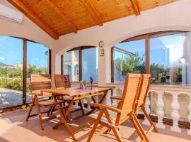 Holiday Home Holiday home Suric by Interhome