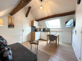 M13 Le vieux Massy RER 600 m Orly 20 min، فندق في ماسي