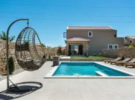 Apartment Neue Luxusvilla mit Schwimmbad- Sauna by Interhome