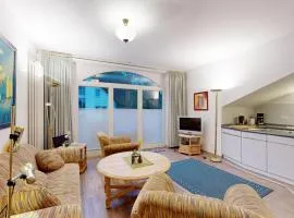 strandnahe FeWo mit Schwimmbad im Haus, a cappella 07, Binz