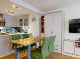 FeWo in direkter Strandlage mit Balkon und Sauna, Dünenresidenz Prora-App 111