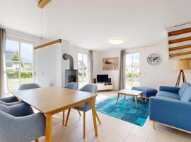 Modernes Ferienhaus Rügenblick 23 Kramerhof ID RB23, Hotel in Parow