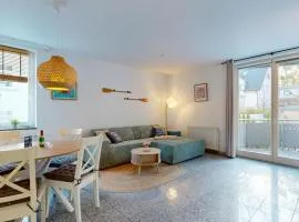 strandnahe FeWo mit Schwimmbad im Haus, a cappella 68,Binz