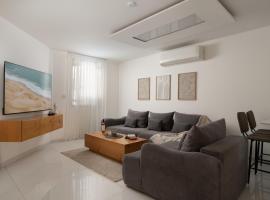 Golden villa، فندق في إيلات