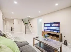 Lower-Level Classic House in Richmond Hill