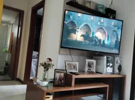 Ótimo apartamento próximo à praia, centro da Meia Praia