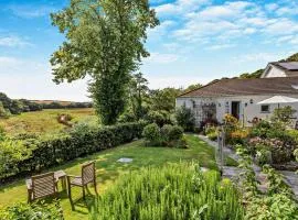 2 Bed in Ruan High Lanes oc-r29865