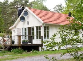 Holiday Home Wunderschönes Haus in einer fantastischen Natur am Meer by Interhome