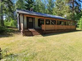 Holiday Home Kleines- strandnahes Ferienhaus in Schweden by Interhome