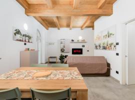 -Osiglia centro- Casa con Lago vicino e Parcheggio โรงแรมในOsiglia