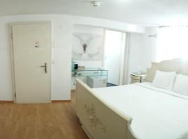 Zimmer perla 08, hotel Churban