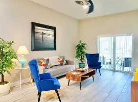 SWFL Lake McGregor Home Entire Home