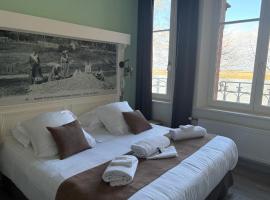 Logis Hôtel- Restaurant Le Relais Guillaume de Normandy-PARKING GRATUIT-Bornes électriques-VUE BAIE TERRASSE-Calme, hotel Saint-Valéry-sur-Somme-ban