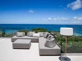 Gated luxury villa with exceptional ocean view