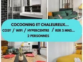 Studio rénové, calme, commerces & RER à 5 min