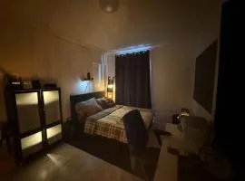 Chambre privée cosy à 30s de la gare de Renens