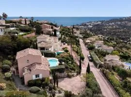 Villa Thymfalaise - Sea View, Calm, Beach, Tennis